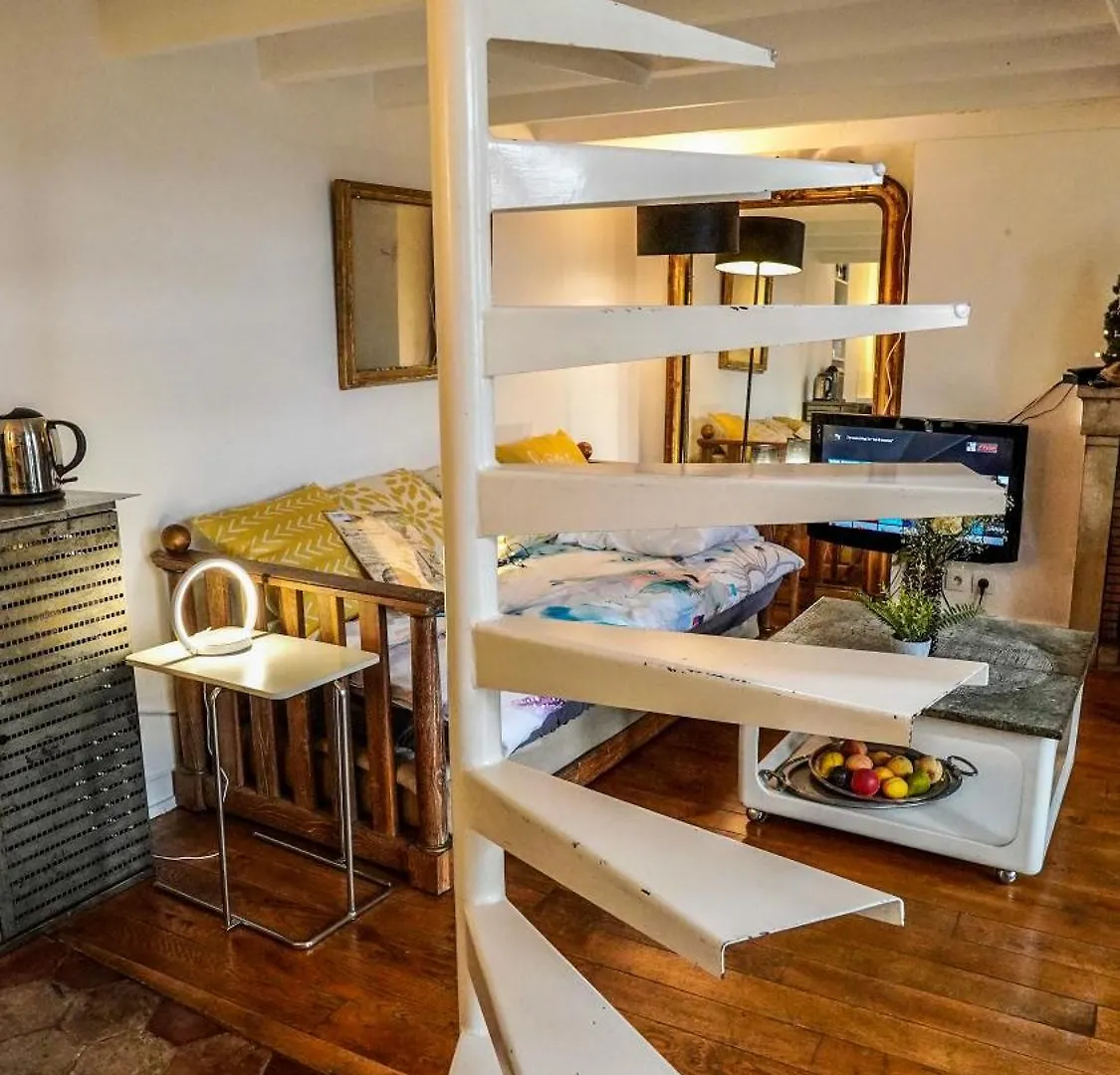 08 Grand Loft Near Notre Dame Apartment Paris